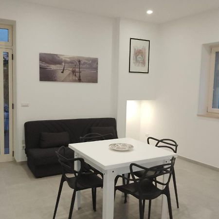 A' Ches Du' Mestr 2 Montalbano  Dış mekan fotoğraf