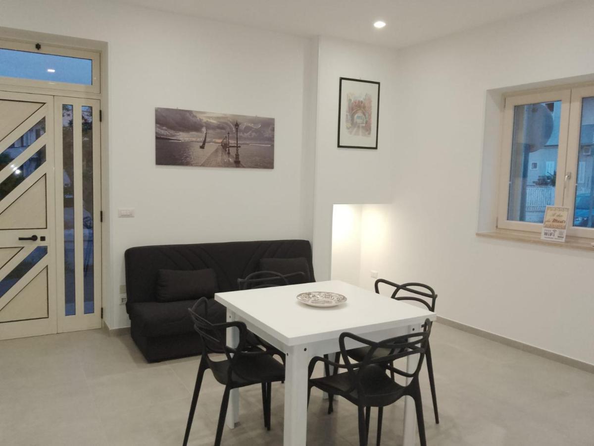 A' Ches Du' Mestr 2 Montalbano  Dış mekan fotoğraf